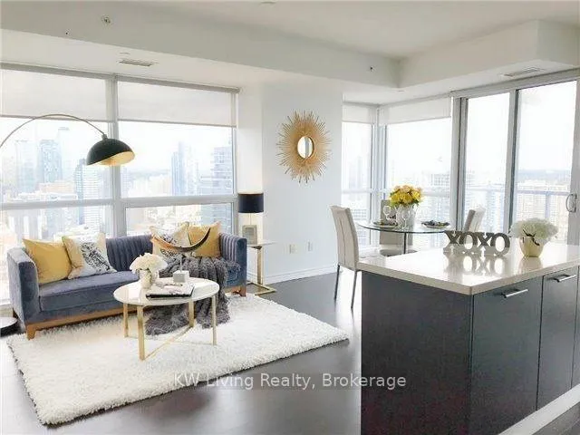 Photo 9 of Unit 3702, 386 Yonge Street, Toronto, Bay Street Corridor — HOMEH
