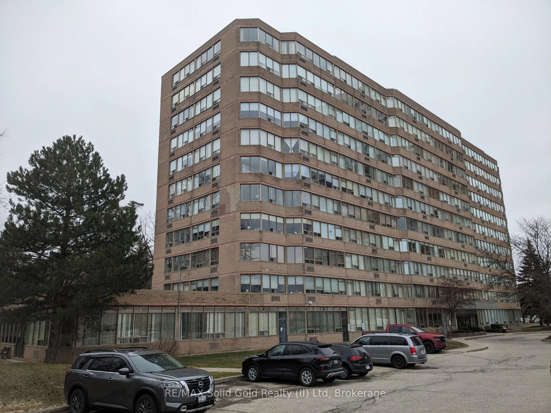 Photo 2 of Unit 610, 3227 King Street E, Kitchener — HOMEH