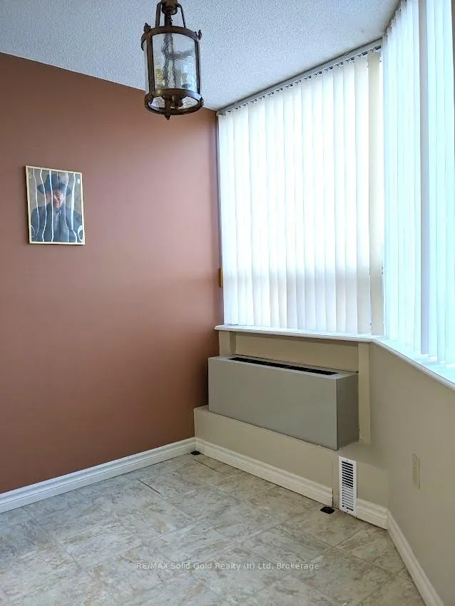 Photo 5 of Unit 610, 3227 King Street E, Kitchener — HOMEH