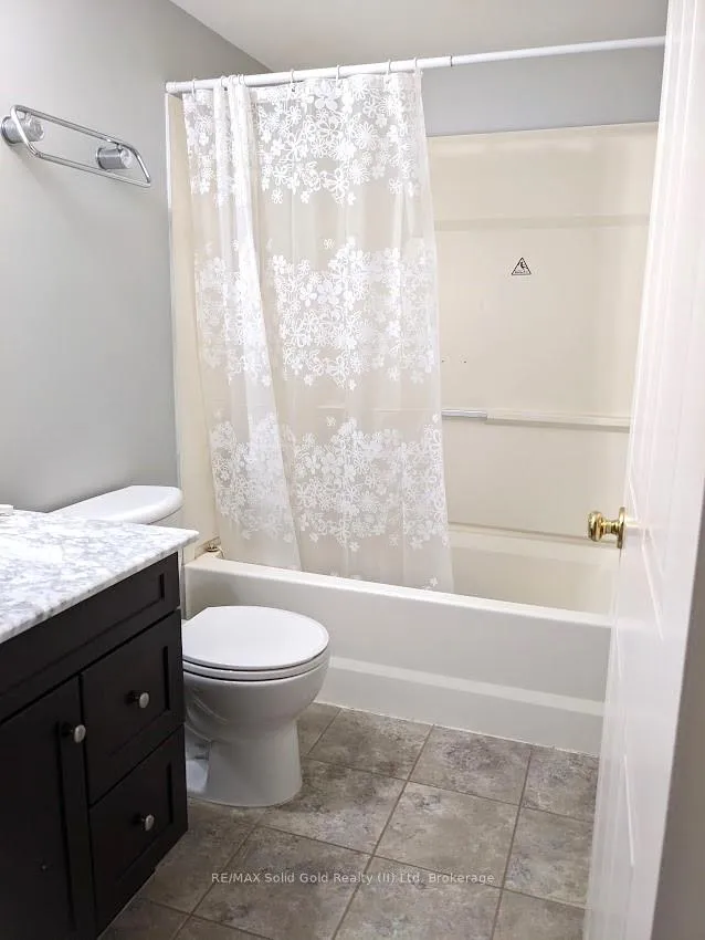 Photo 13 of Unit 610, 3227 King Street E, Kitchener — HOMEH