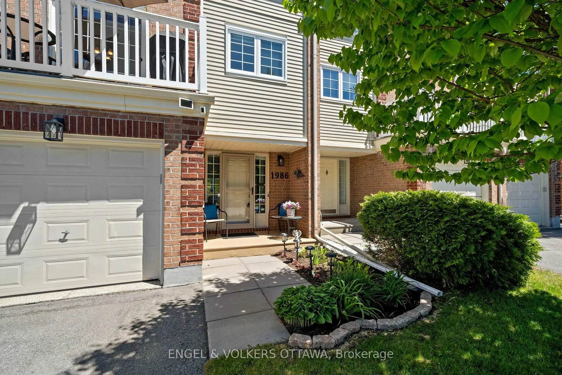 Photo 1 of Unit 27, 1986 Summerfields Crescent, Ottawa, Chapel Hill — HOMEH