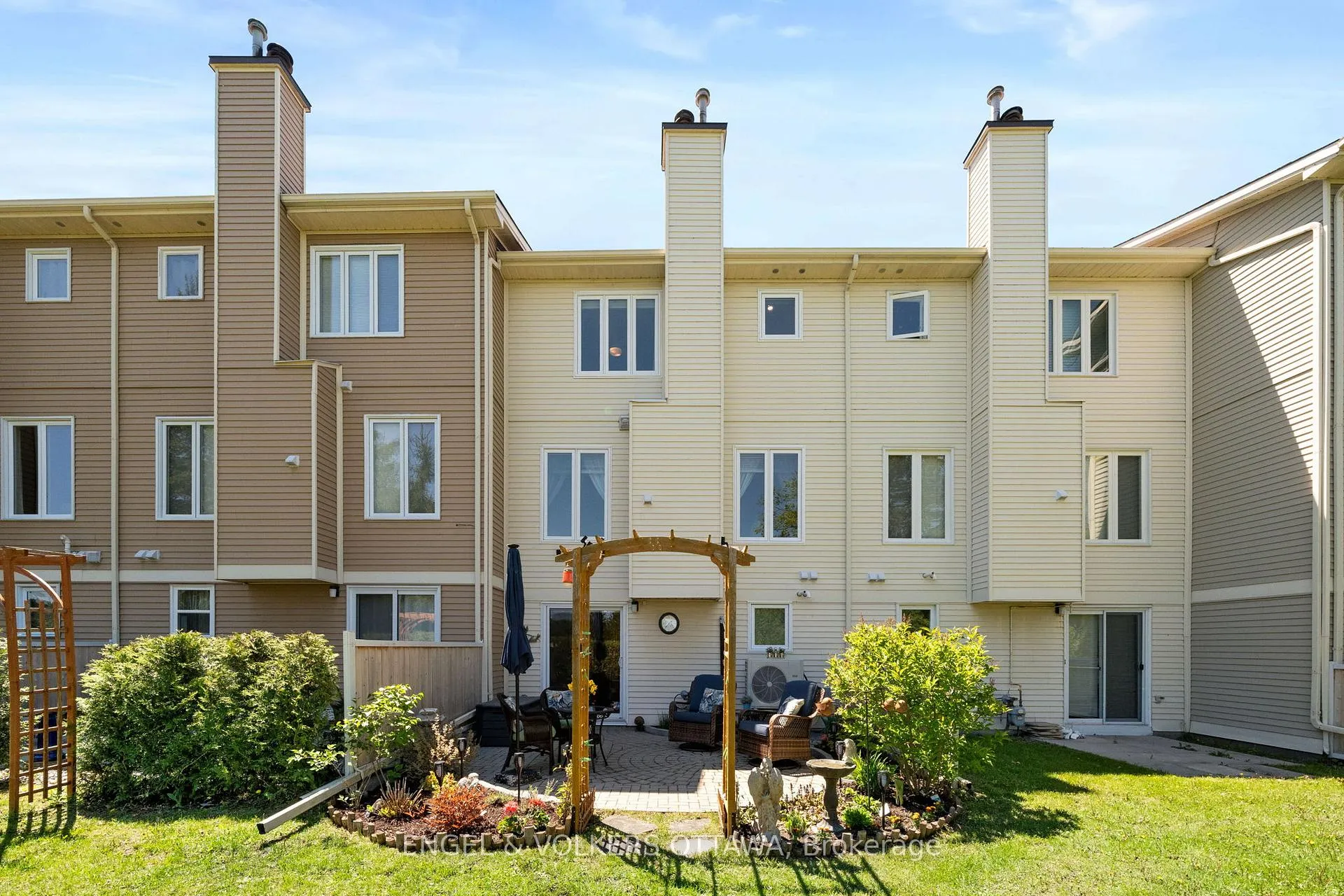 Photo 33 of Unit 27, 1986 Summerfields Crescent, Ottawa, Chapel Hill — HOMEH