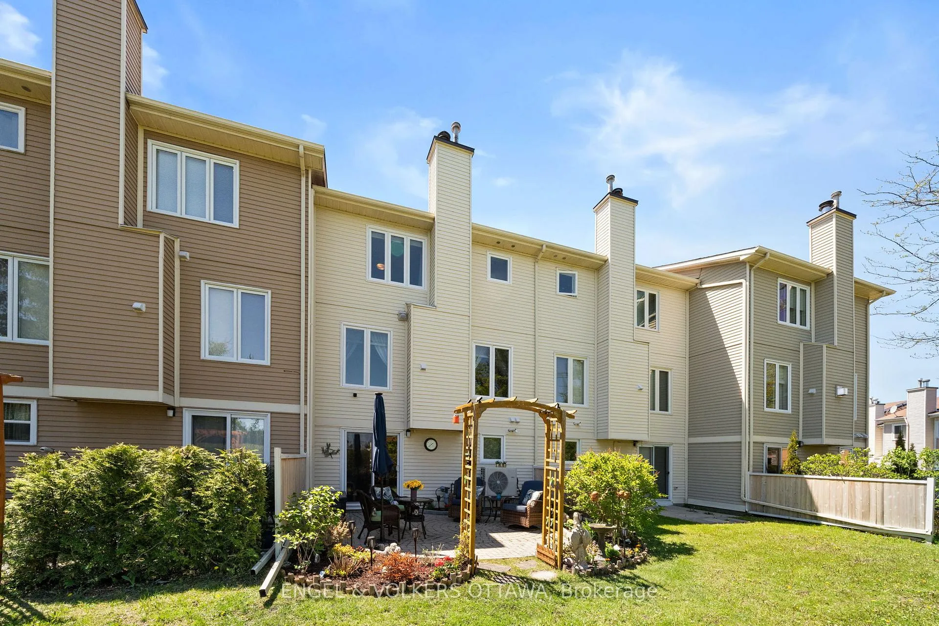 Photo 34 of Unit 27, 1986 Summerfields Crescent, Ottawa, Chapel Hill — HOMEH