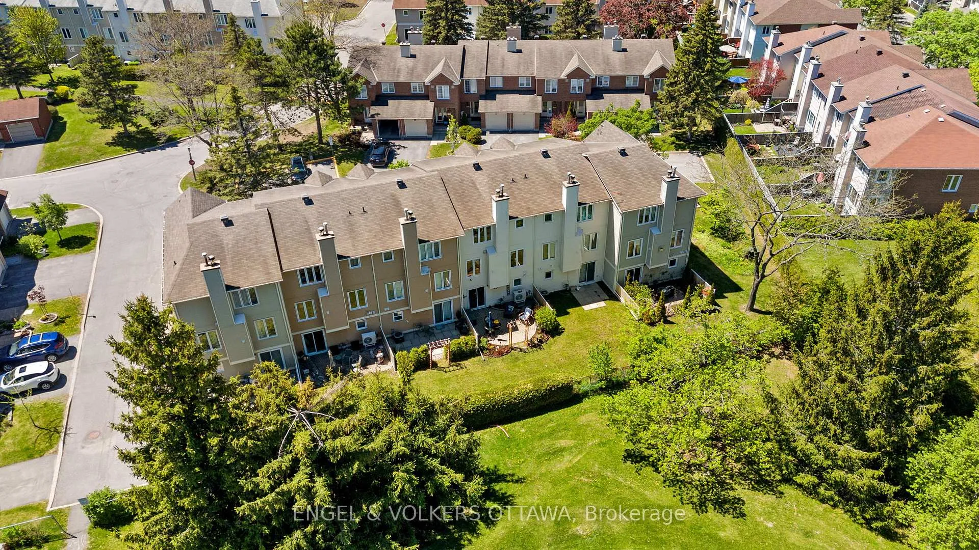 Photo 39 of Unit 27, 1986 Summerfields Crescent, Ottawa, Chapel Hill — HOMEH