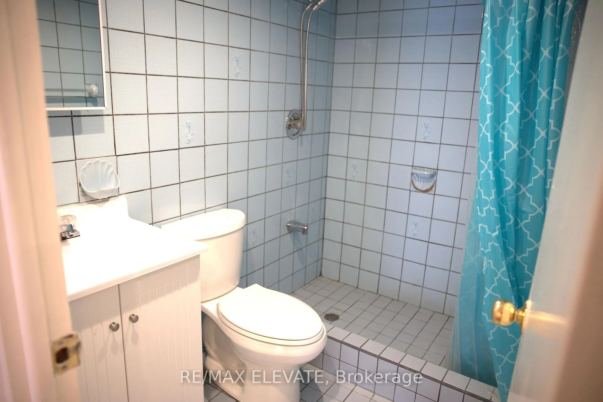 Photo 12 of Unit Lower, 11 Nabob Crescent, Scarborough, Malvern — HOMEH