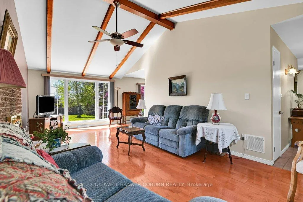 Photo 7 of 10 Manning Road, South Stormont, Long Sault — HOMEH