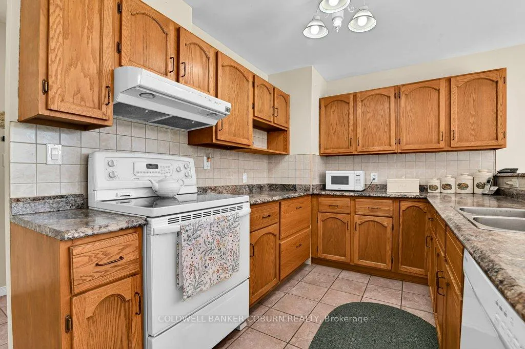 Photo 11 of 10 Manning Road, South Stormont, Long Sault — HOMEH