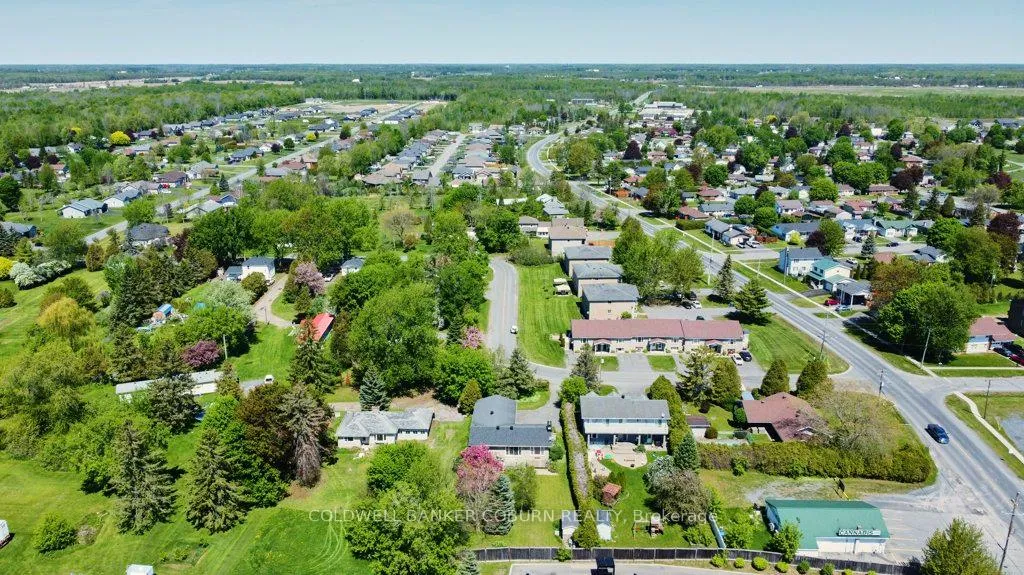Photo 48 of 10 Manning Road, South Stormont, Long Sault — HOMEH