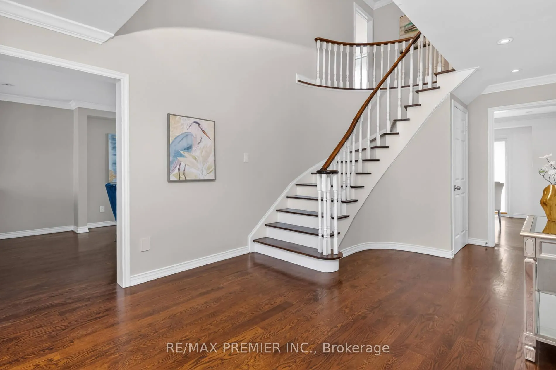 Photo 7 of 248 Forest Drive, Vaughan, West Woodbridge — HOMEH