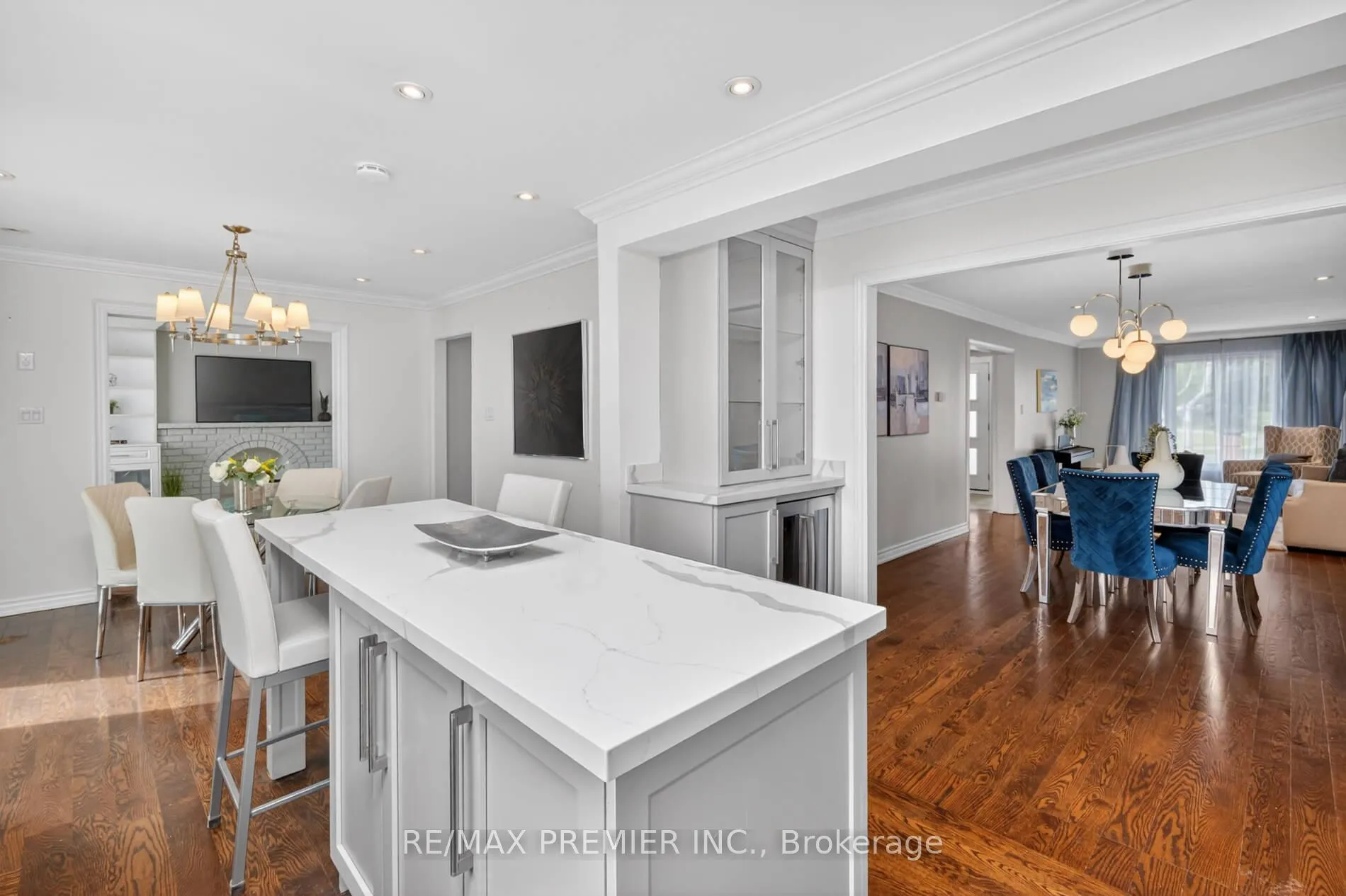 Photo 20 of 248 Forest Drive, Vaughan, West Woodbridge — HOMEH