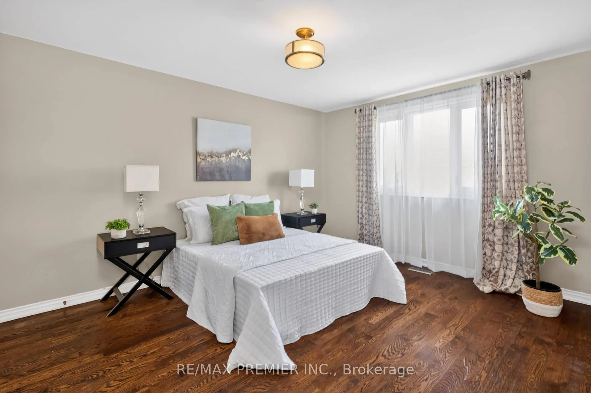 Photo 34 of 248 Forest Drive, Vaughan, West Woodbridge — HOMEH