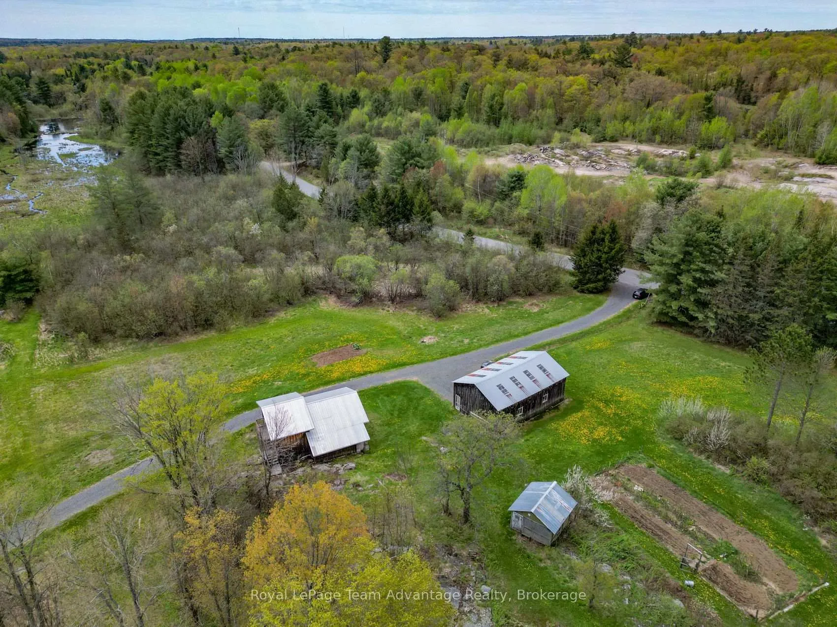 Photo 6 of 315 Lorimer Lake Road, McDougall — HOMEH