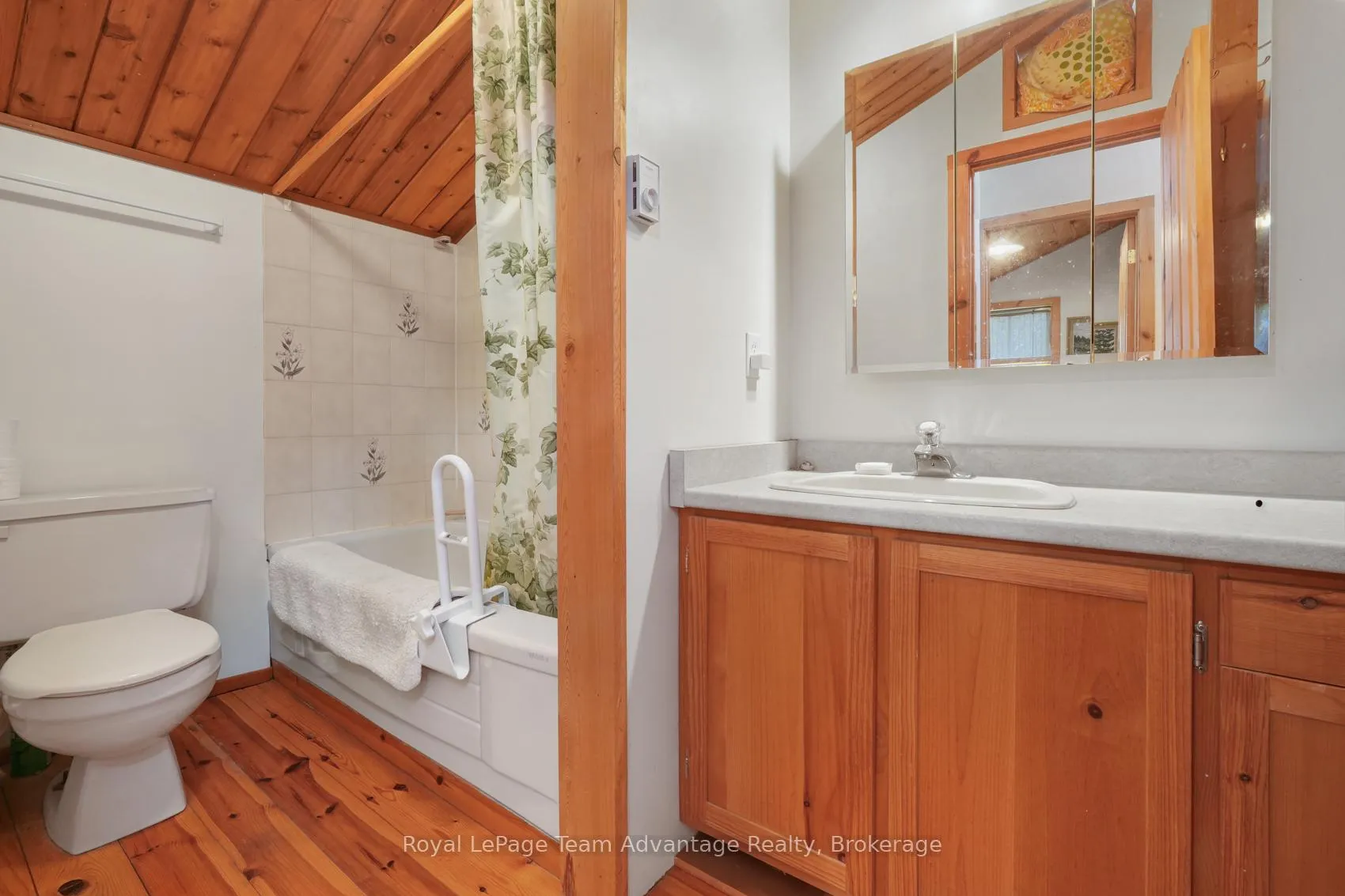 Photo 22 of 315 Lorimer Lake Road, McDougall — HOMEH