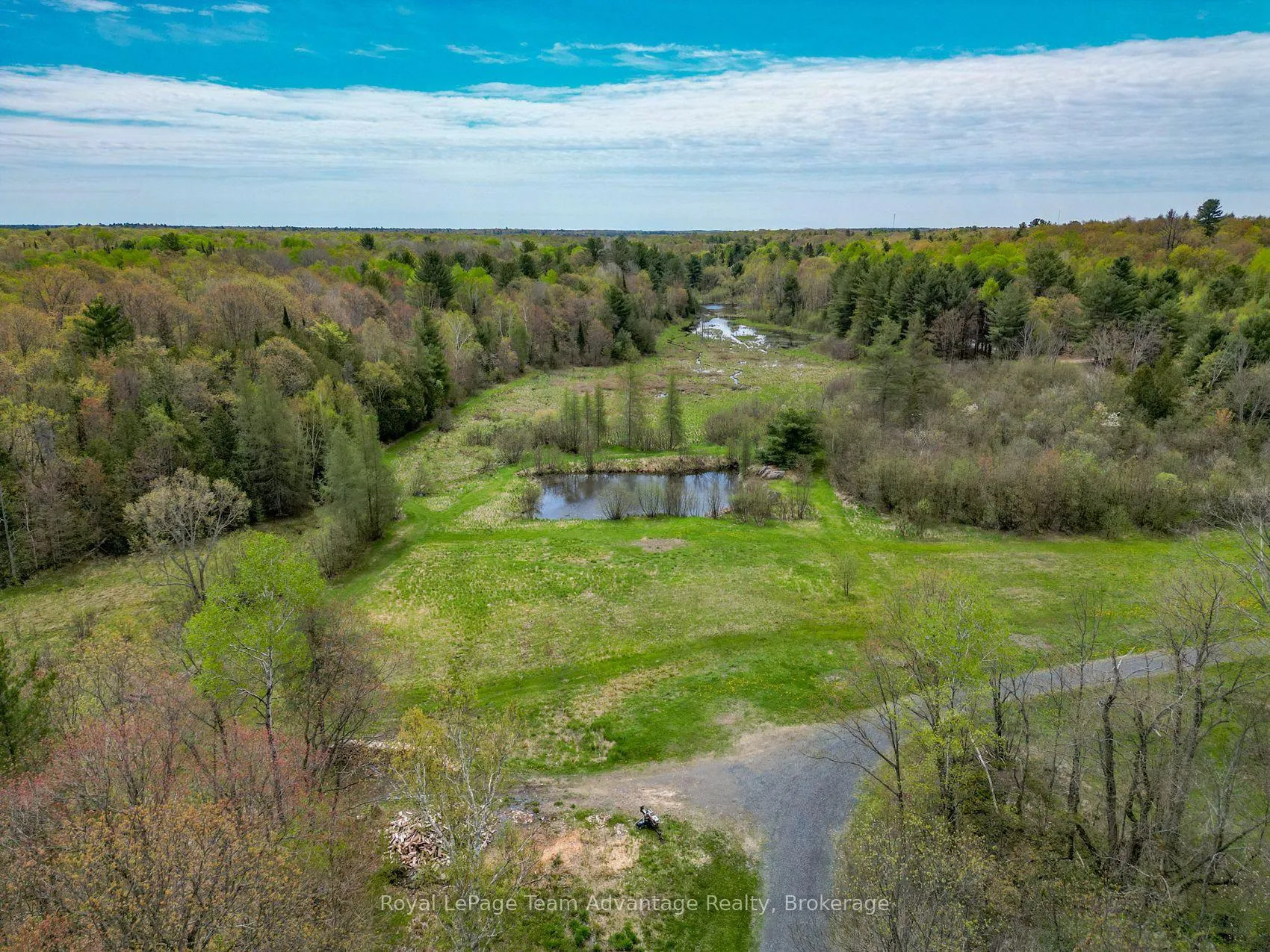 Photo 33 of 315 Lorimer Lake Road, McDougall — HOMEH
