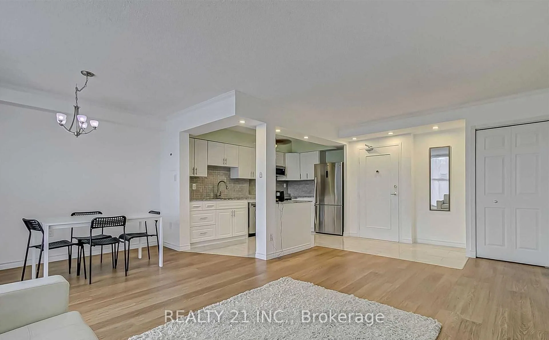 Photo 5 of Unit 1108, 1968 Main Street W, Hamilton, Ainslie Wood — HOMEH