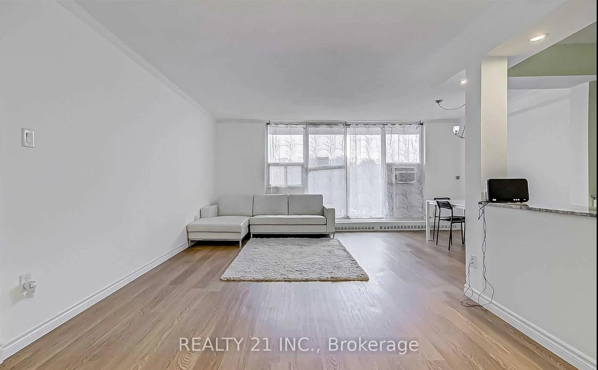 Photo 7 of Unit 1108, 1968 Main Street W, Hamilton, Ainslie Wood — HOMEH