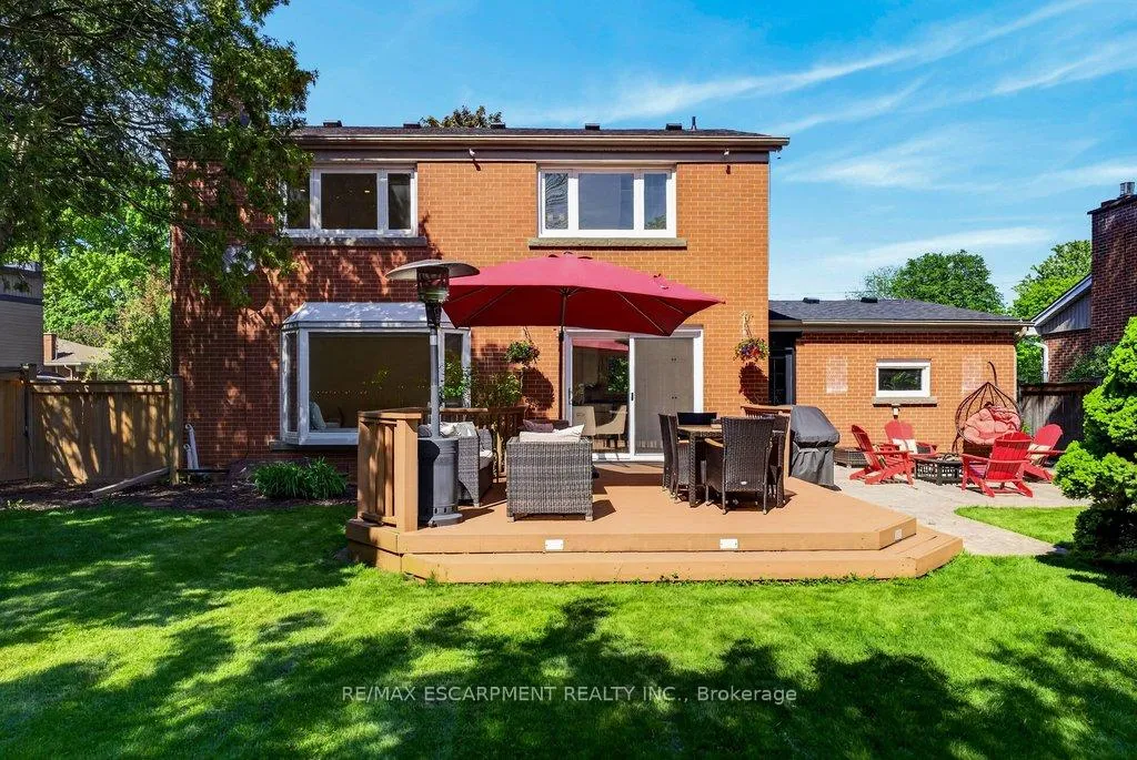 Photo 36 of 350 East Side Crescent, Burlington, Brant — HOMEH