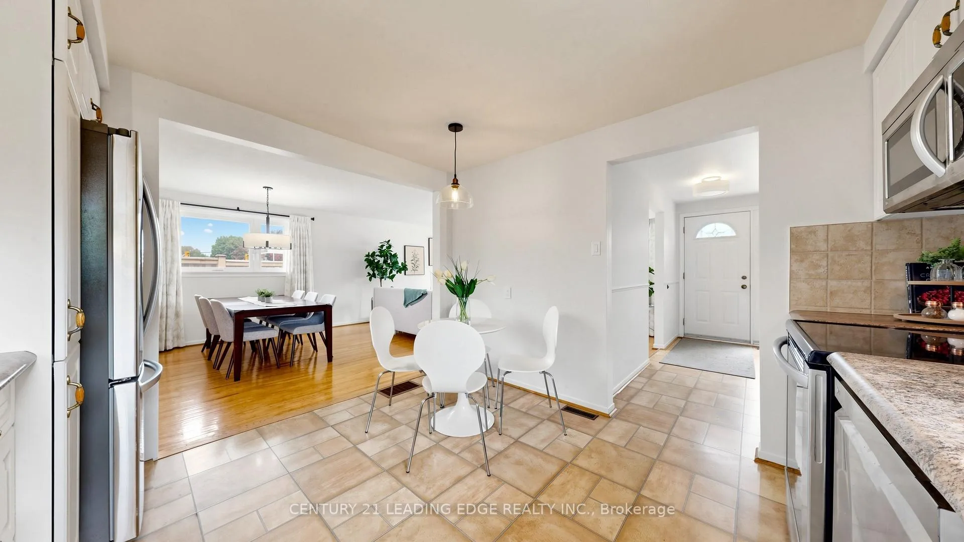 Photo 14 of 271 Delrex Boulevard, Halton Hills, Georgetown — HOMEH