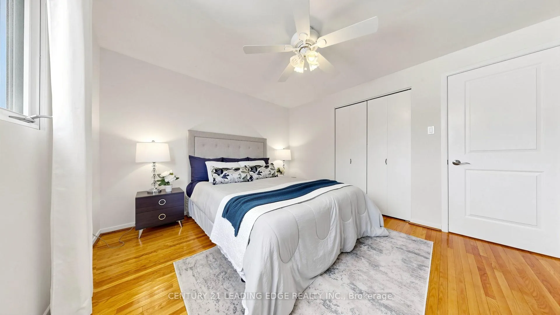 Photo 23 of 271 Delrex Boulevard, Halton Hills, Georgetown — HOMEH
