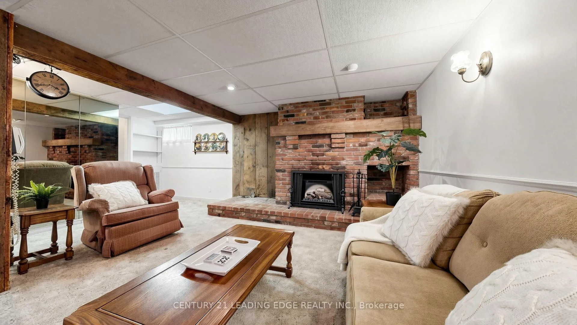 Photo 34 of 271 Delrex Boulevard, Halton Hills, Georgetown — HOMEH