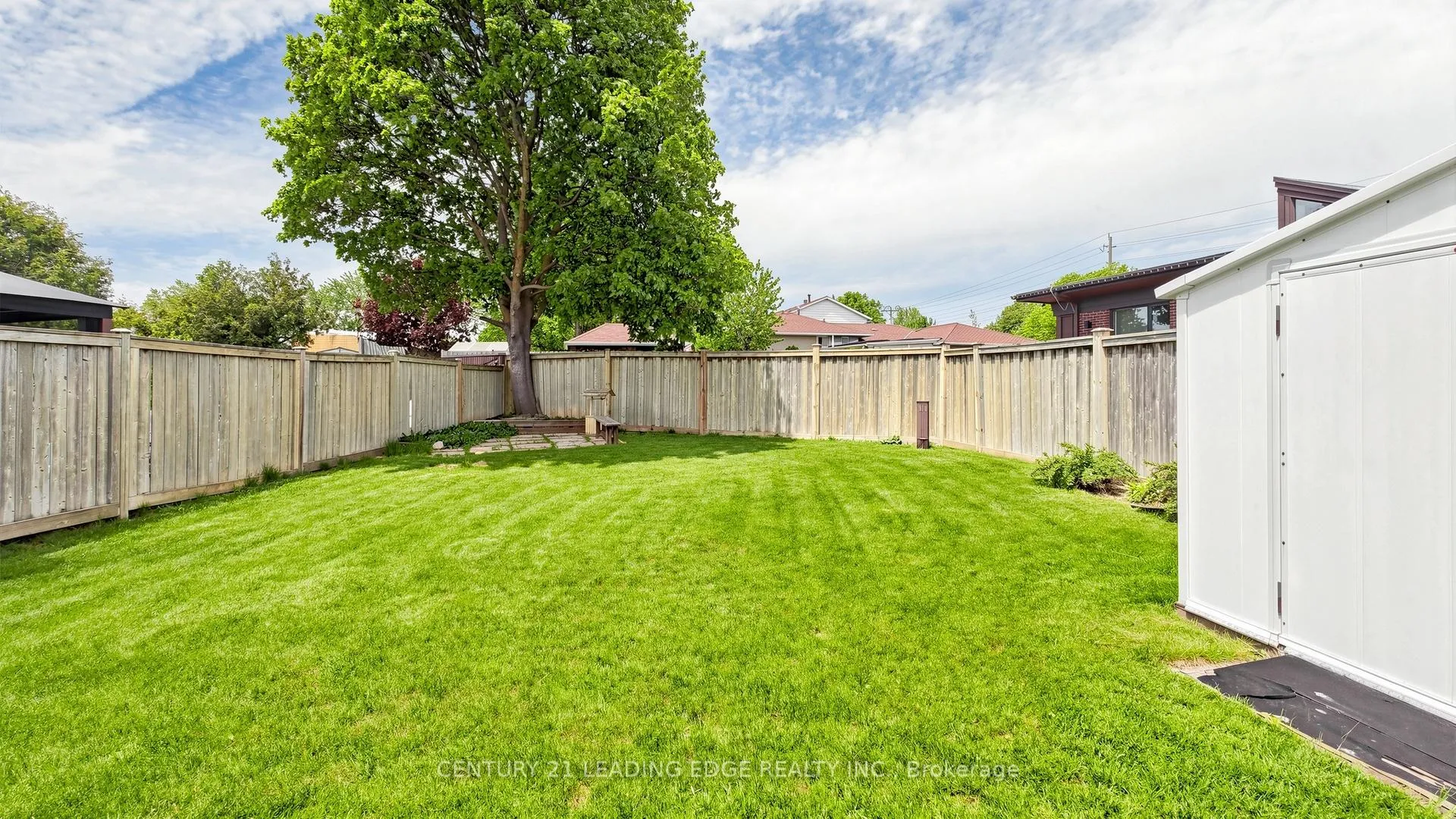 Photo 44 of 271 Delrex Boulevard, Halton Hills, Georgetown — HOMEH