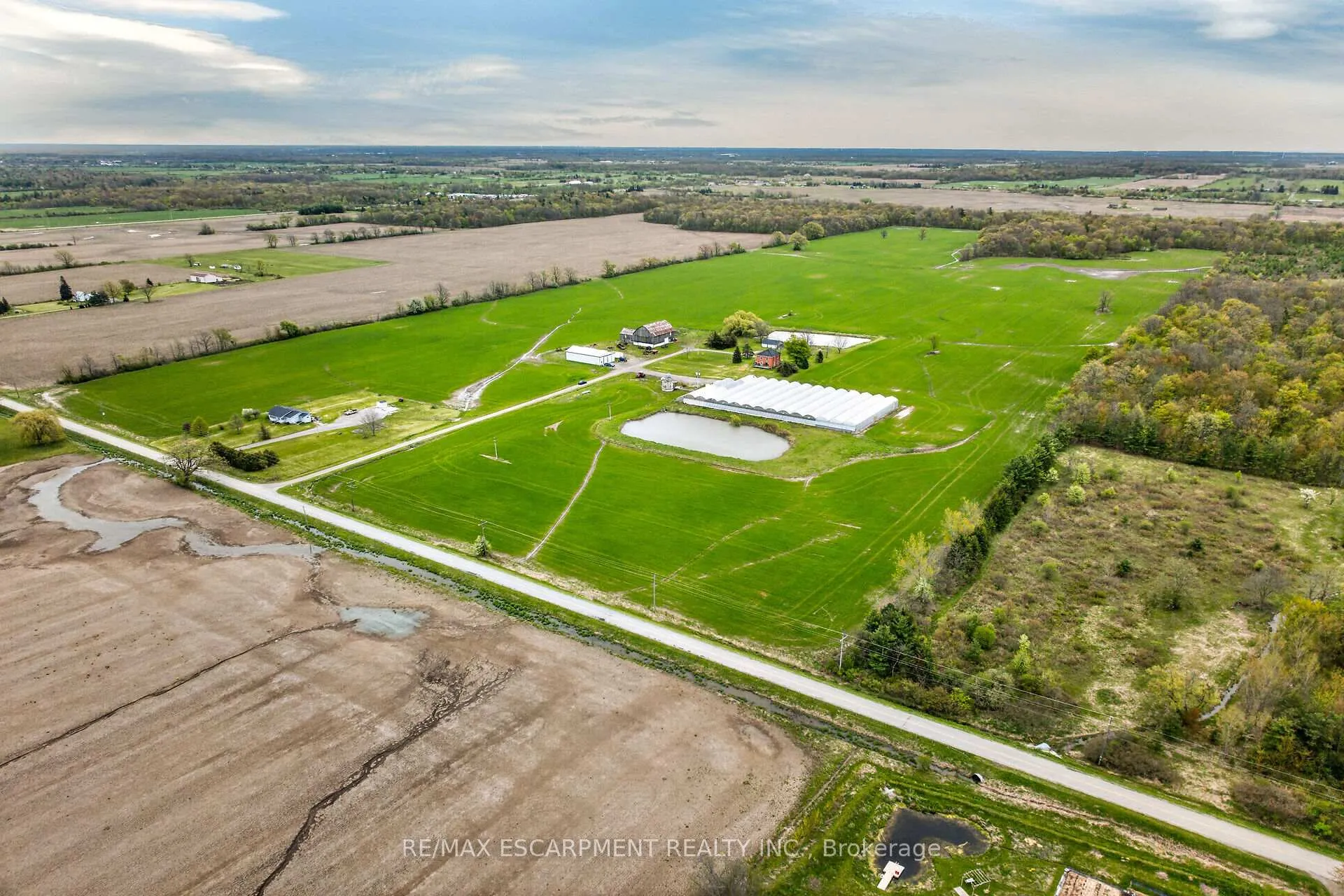 Photo 1 of 1054 Townline Road E, Haldimand — HOMEH