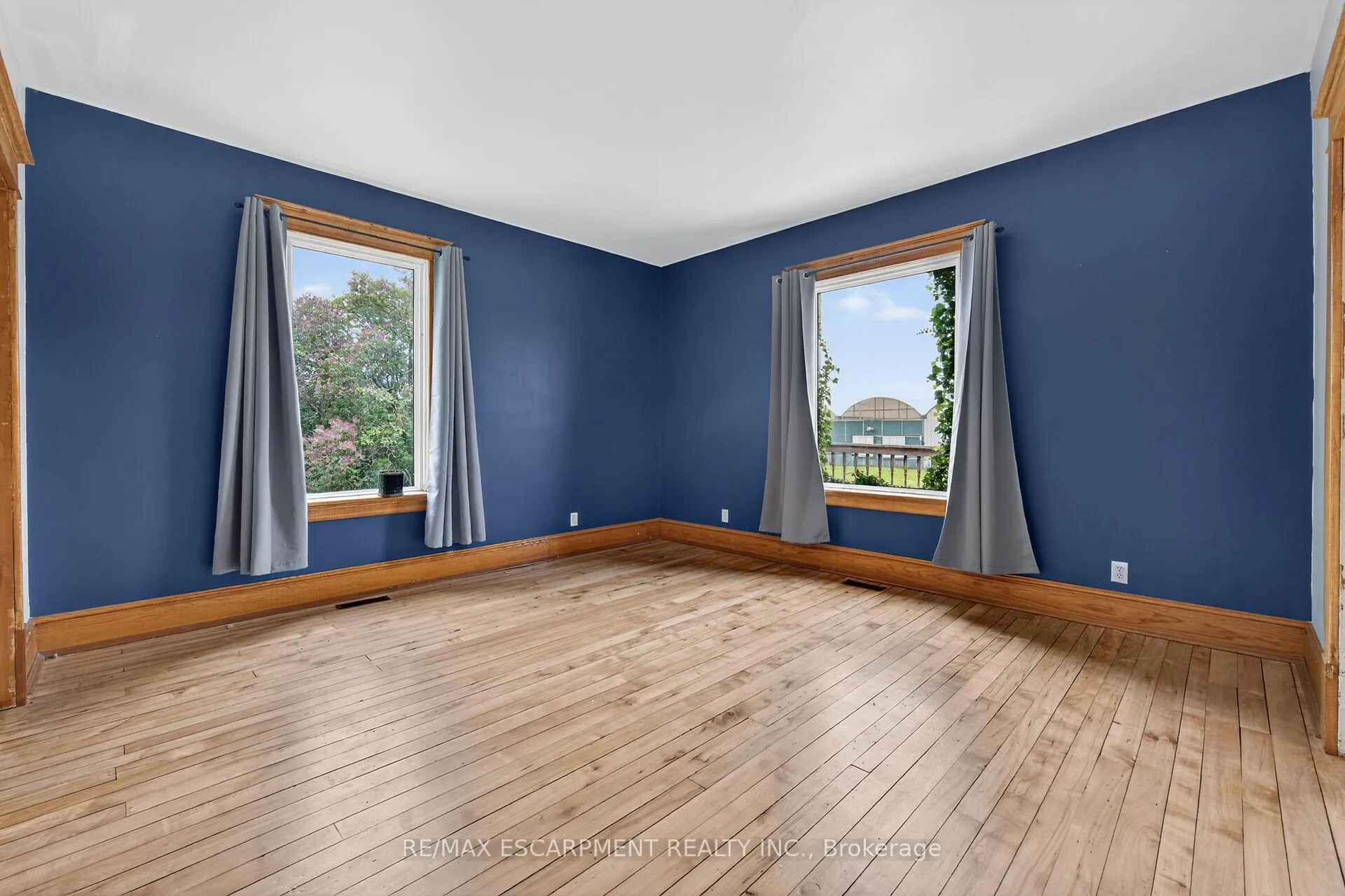 Photo 9 of 1054 Townline Road E, Haldimand — HOMEH