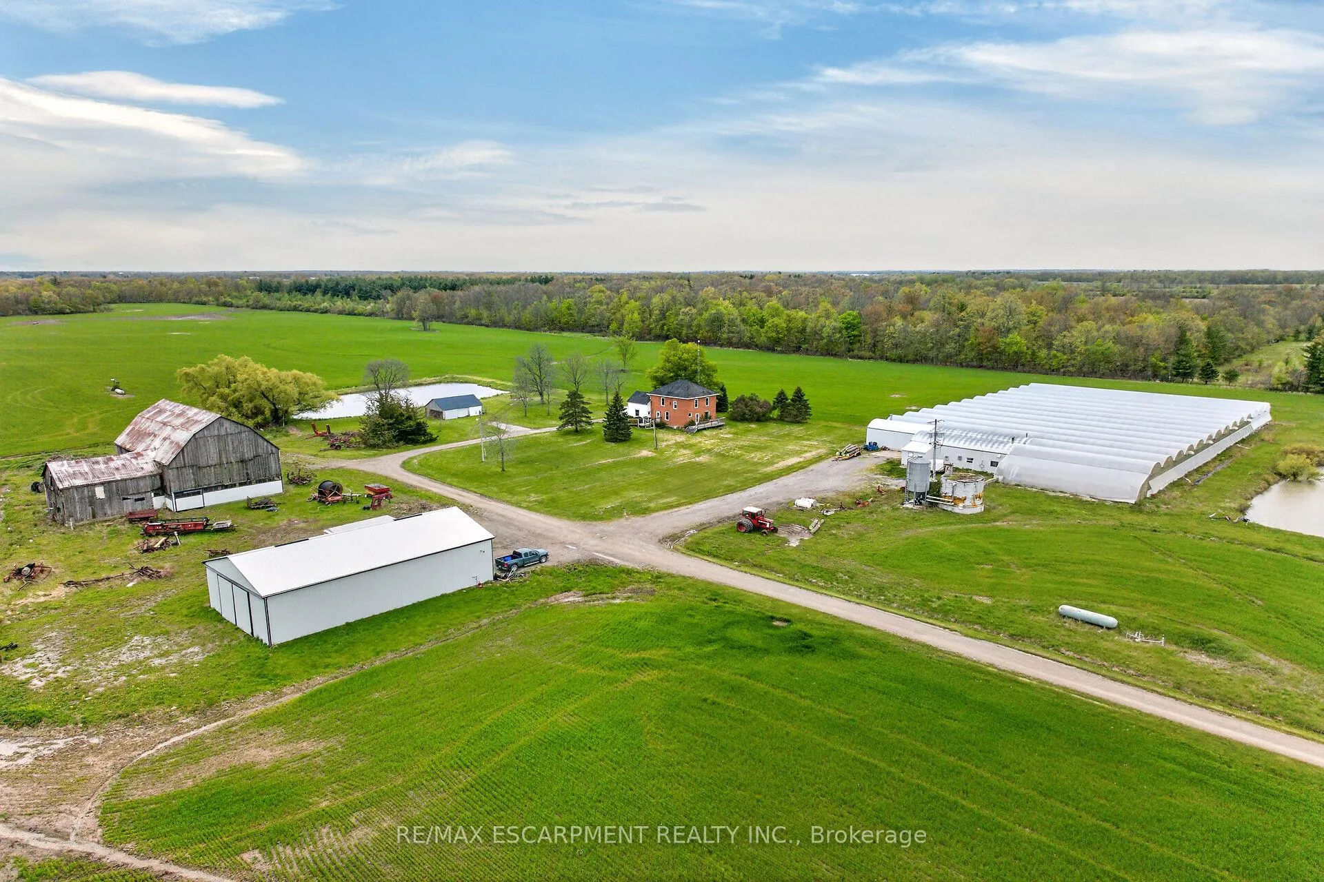 Photo 42 of 1054 Townline Road E, Haldimand — HOMEH