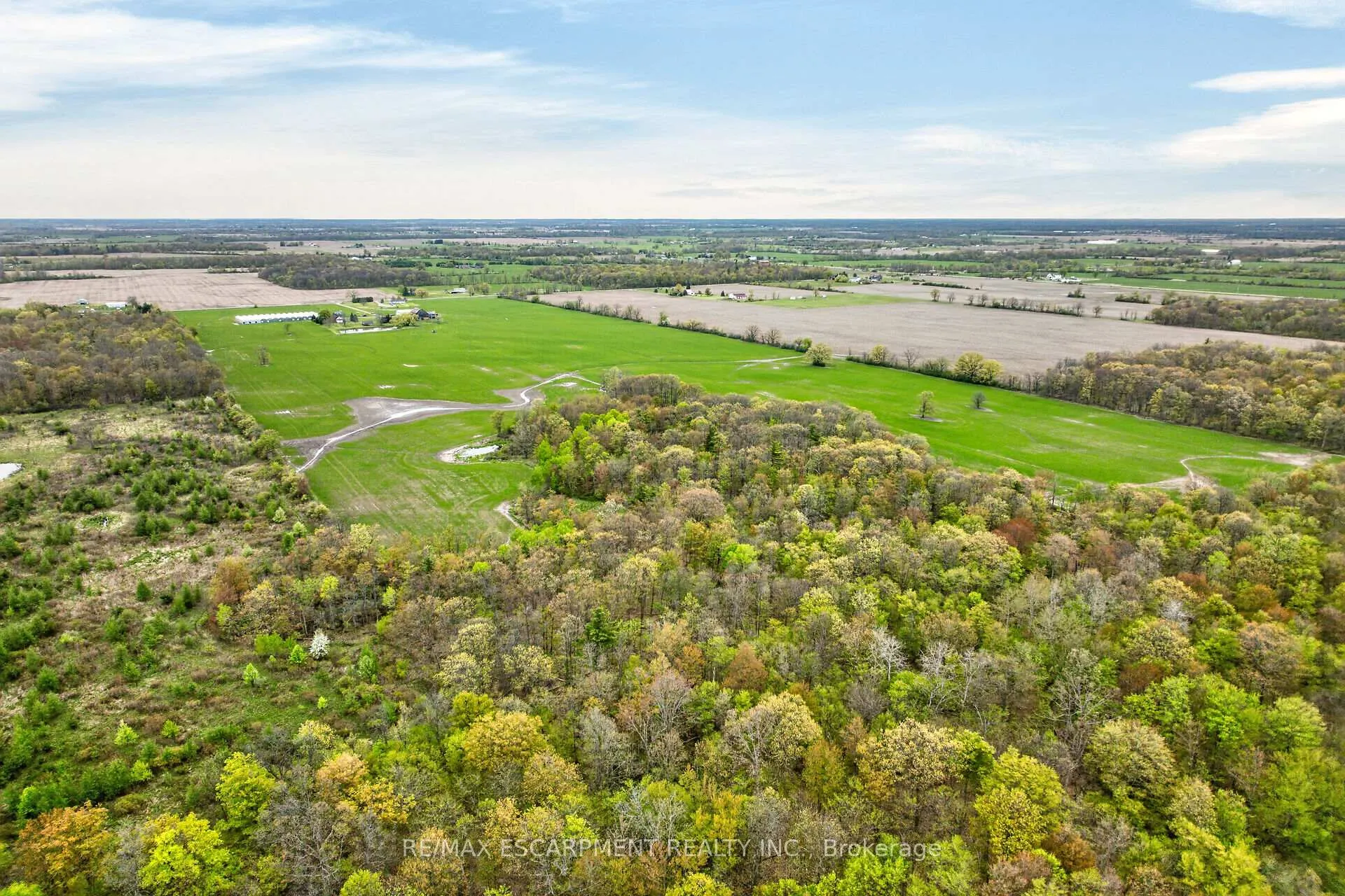Photo 49 of 1054 Townline Road E, Haldimand — HOMEH