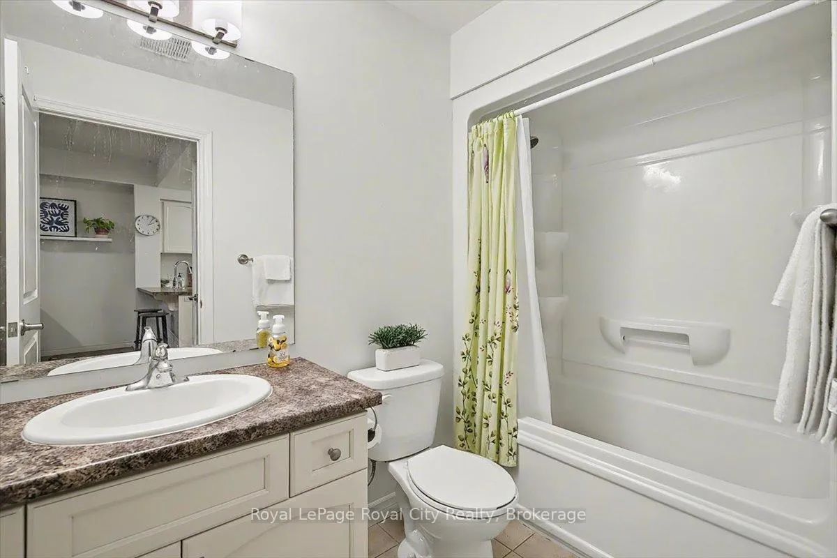 Photo 17 of Unit 120, 1284 Gordon Street, Guelph, Kortright East — HOMEH