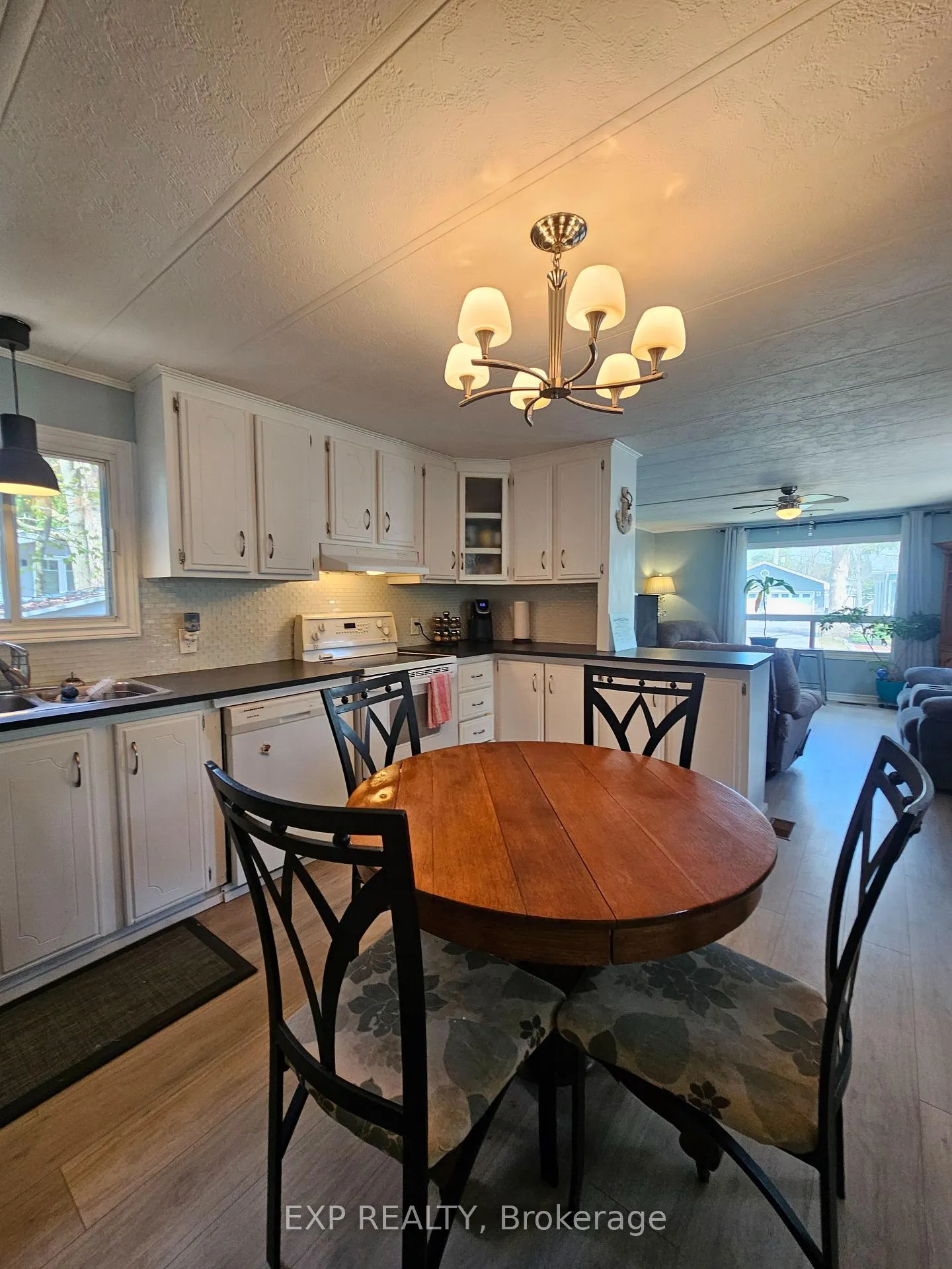 Photo 5 of 108 Hutt Road, Augusta, Augusta Twp — HOMEH