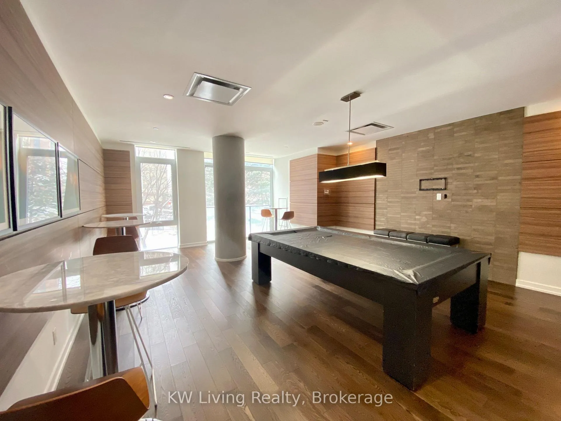 Photo 9 of Unit 306, 75 St Nicholas Street, Toronto, Bay Street Corridor — HOMEH