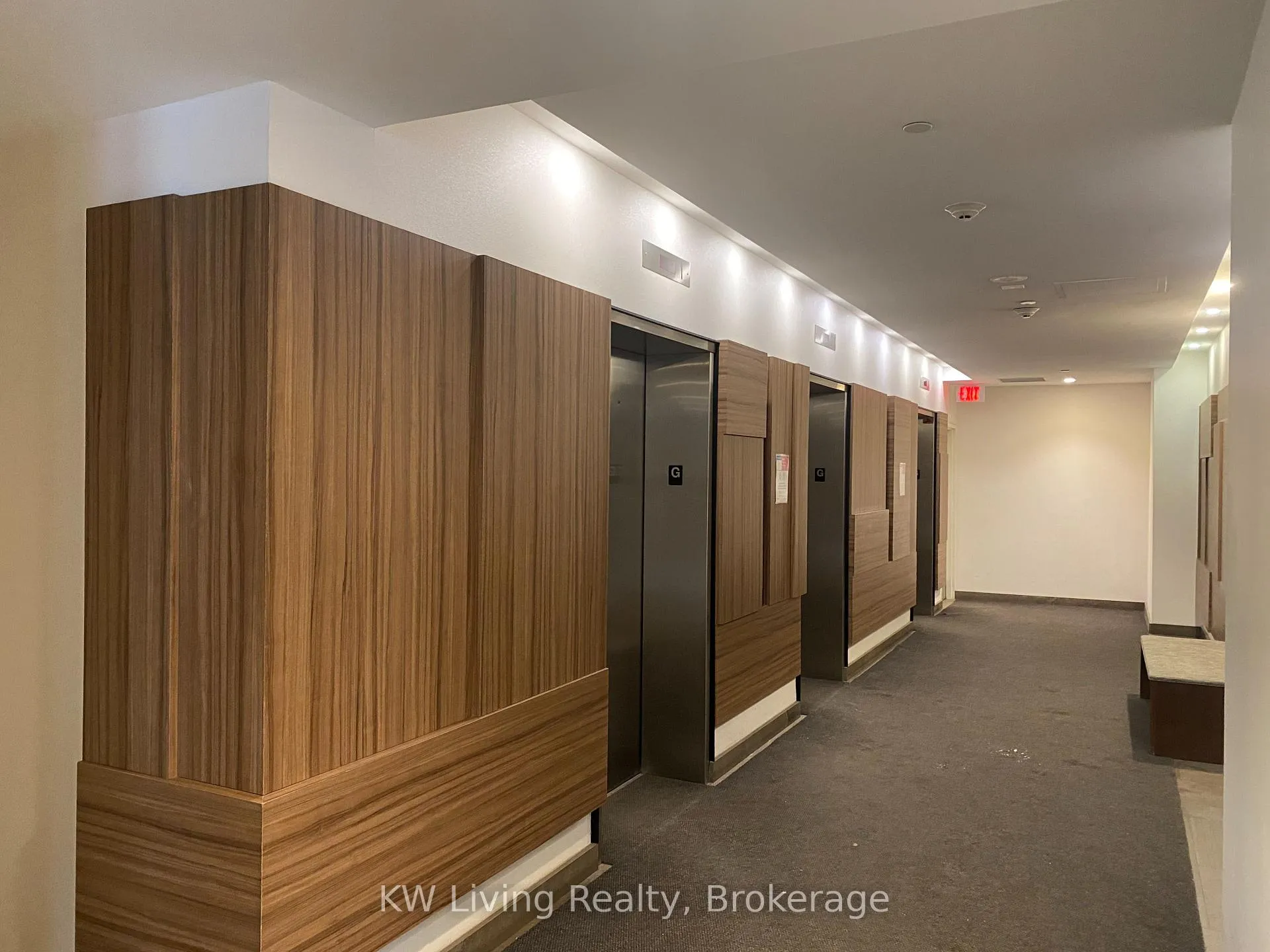 Photo 10 of Unit 306, 75 St Nicholas Street, Toronto, Bay Street Corridor — HOMEH