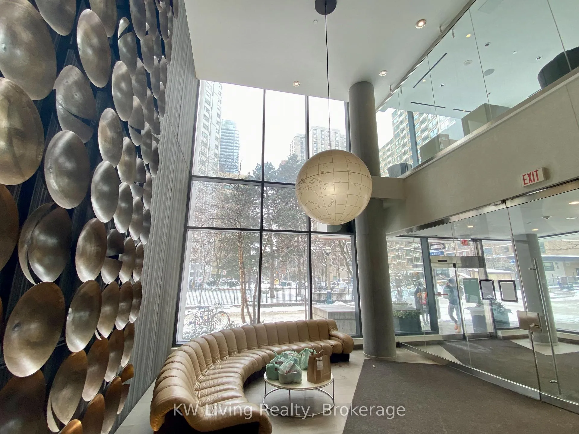 Photo 14 of Unit 306, 75 St Nicholas Street, Toronto, Bay Street Corridor — HOMEH