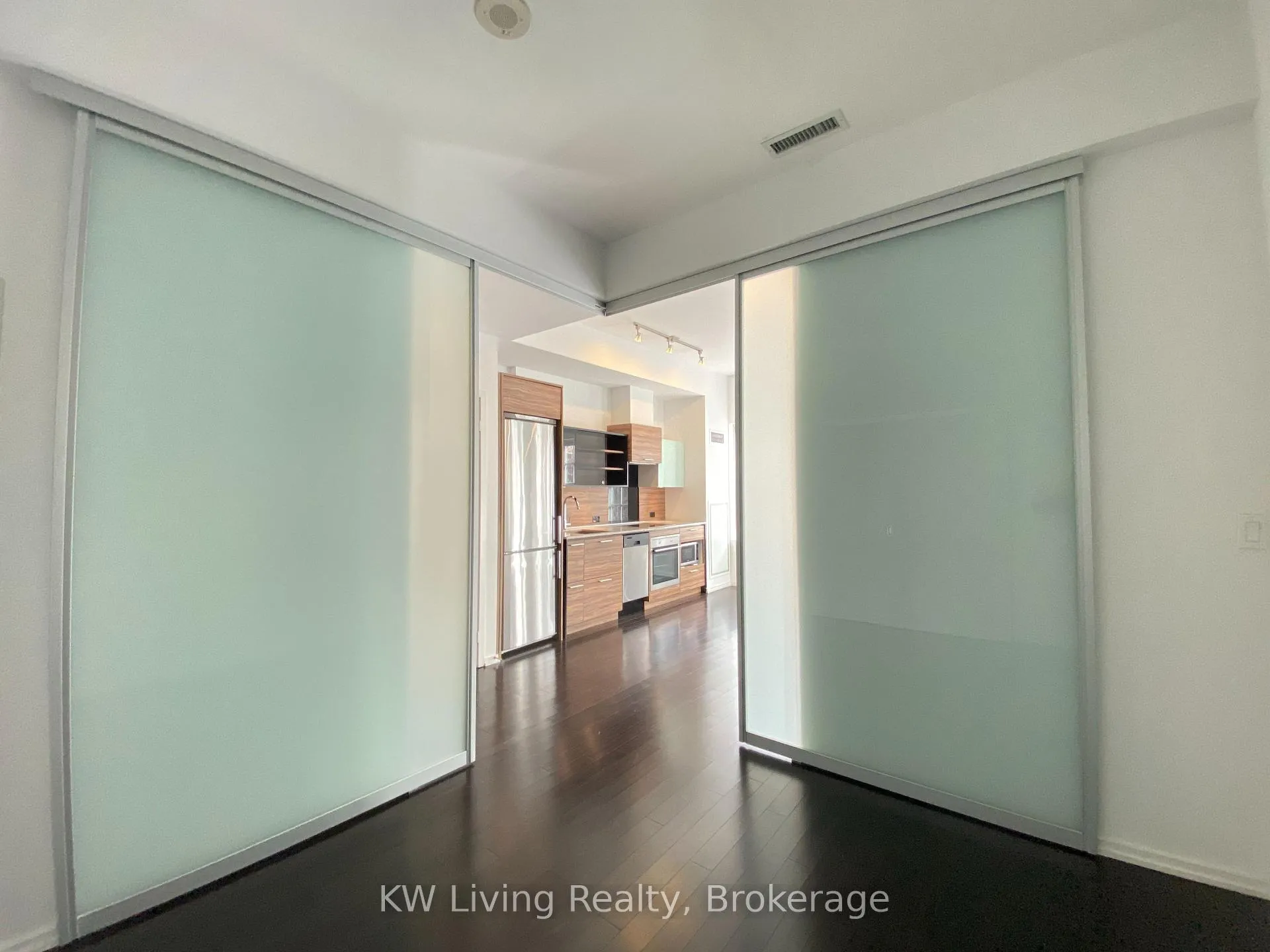 Photo 18 of Unit 306, 75 St Nicholas Street, Toronto, Bay Street Corridor — HOMEH