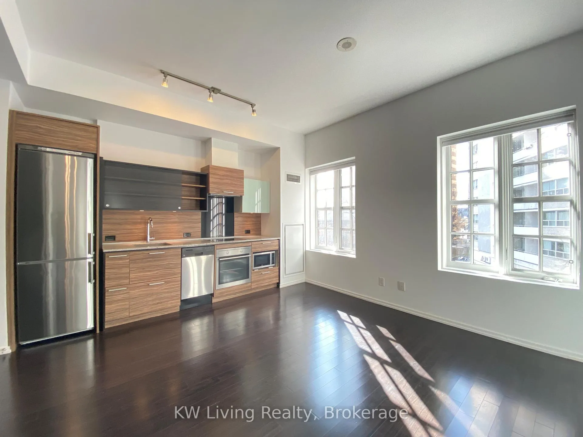 Photo 25 of Unit 306, 75 St Nicholas Street, Toronto, Bay Street Corridor — HOMEH