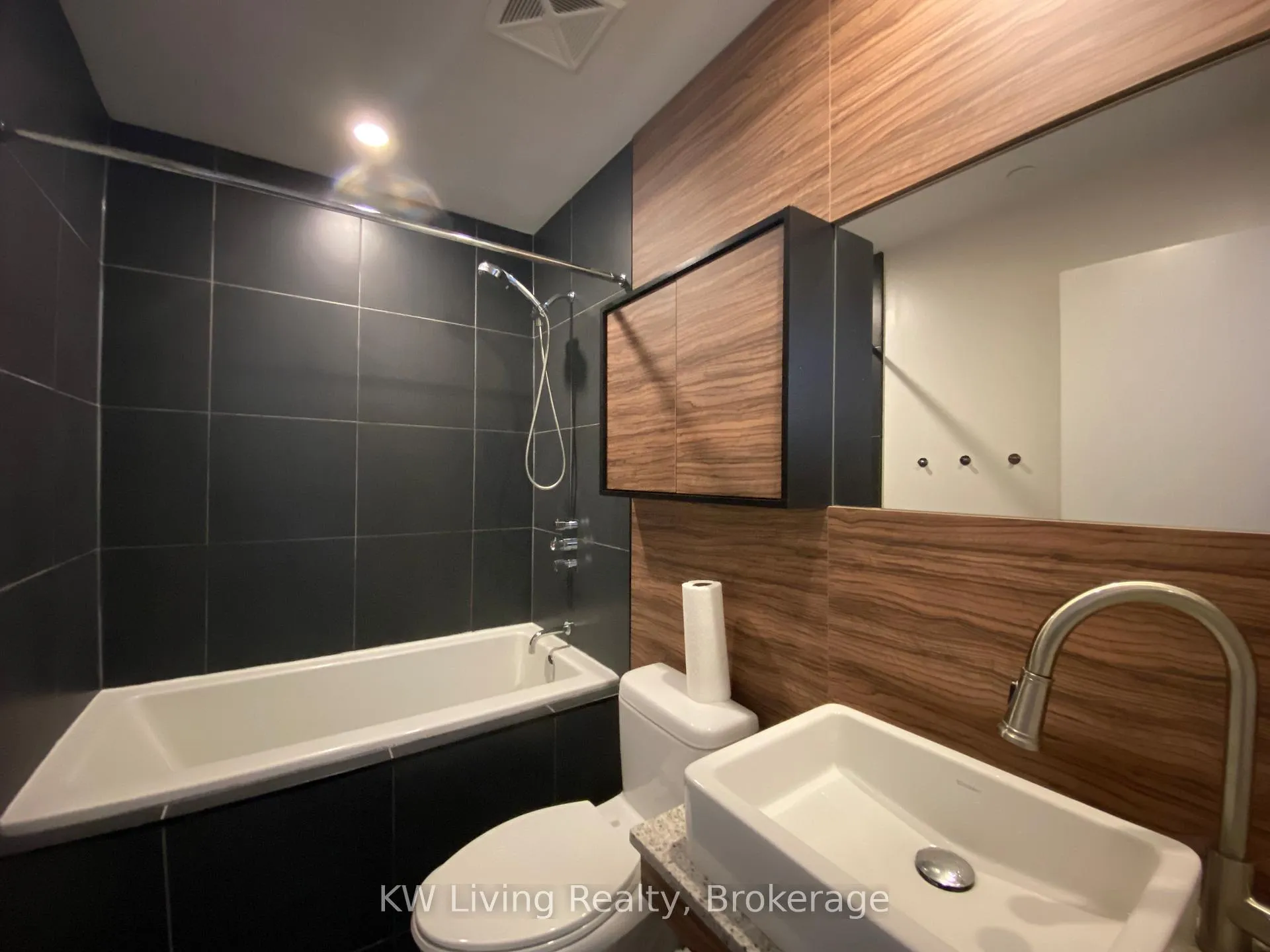 Photo 30 of Unit 306, 75 St Nicholas Street, Toronto, Bay Street Corridor — HOMEH