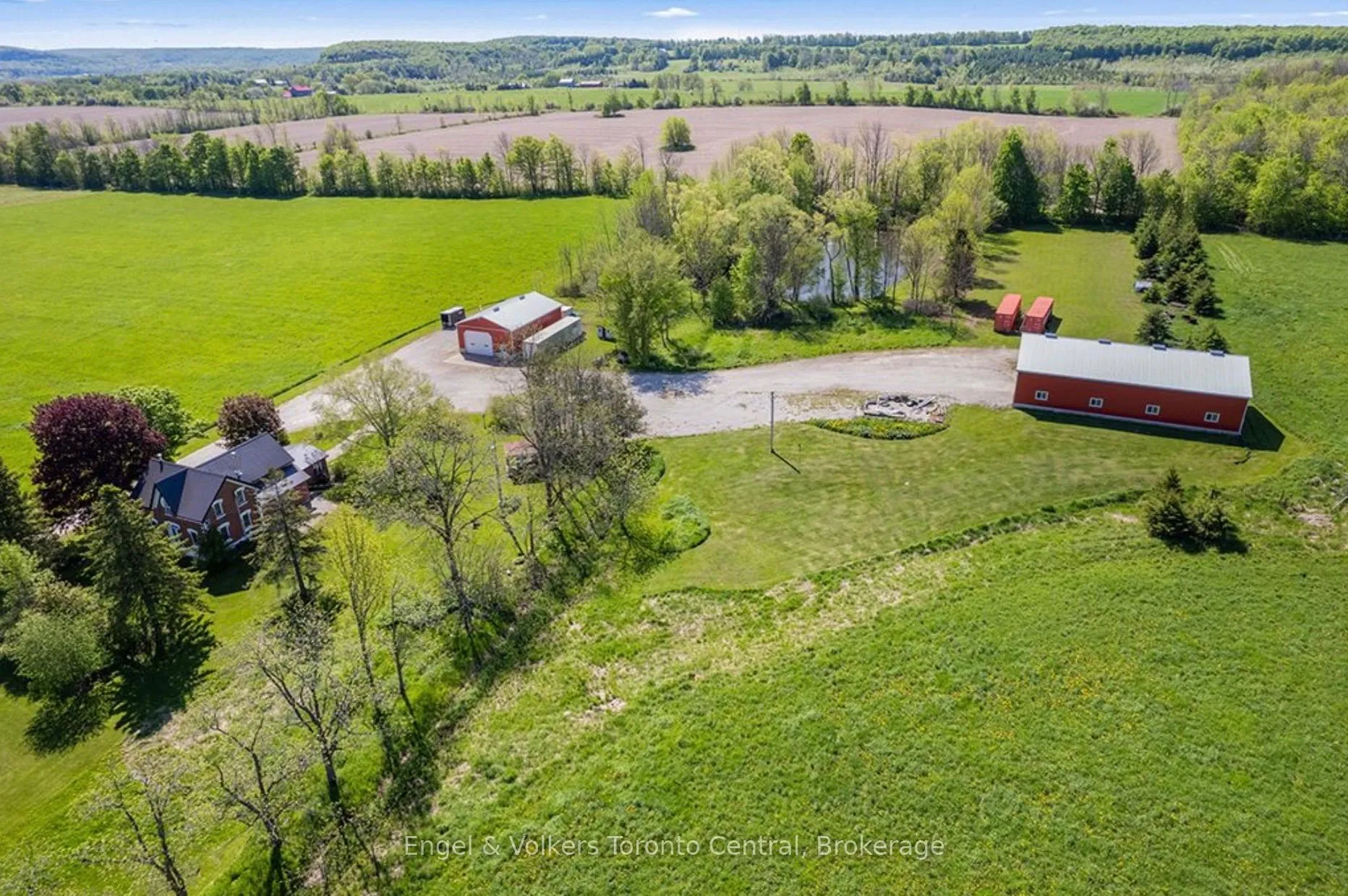 Photo 2 of 268 Fox Ridge Road, Grey Highlands — HOMEH