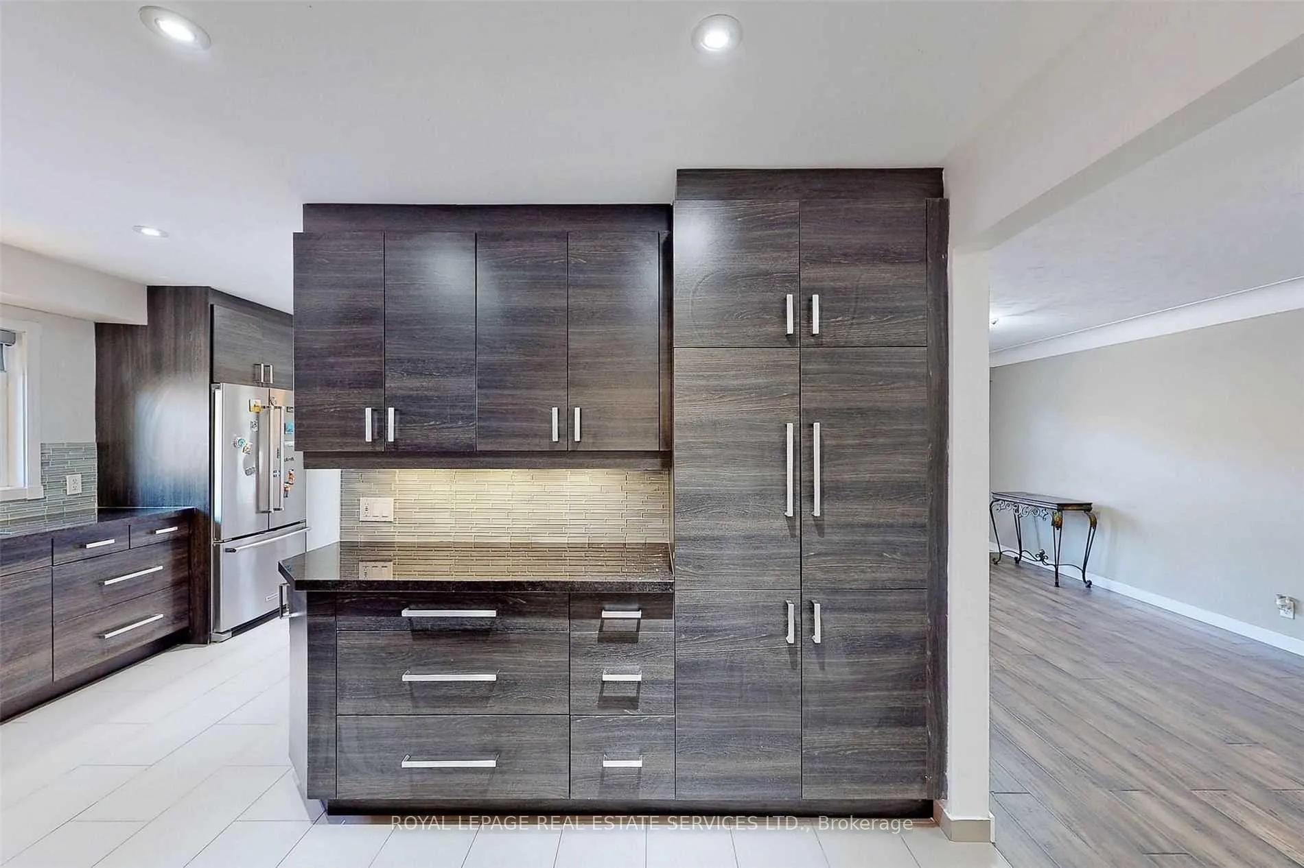 Photo 15 of 4 Mcmaster Avenue, Hamilton, Dundas — HOMEH