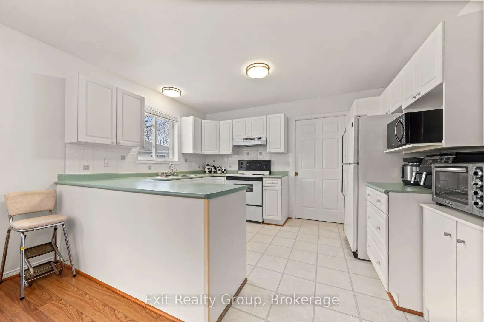Photo 18 of 7 Cretney Drive, Prince Edward County, Wellington Ward — HOMEH