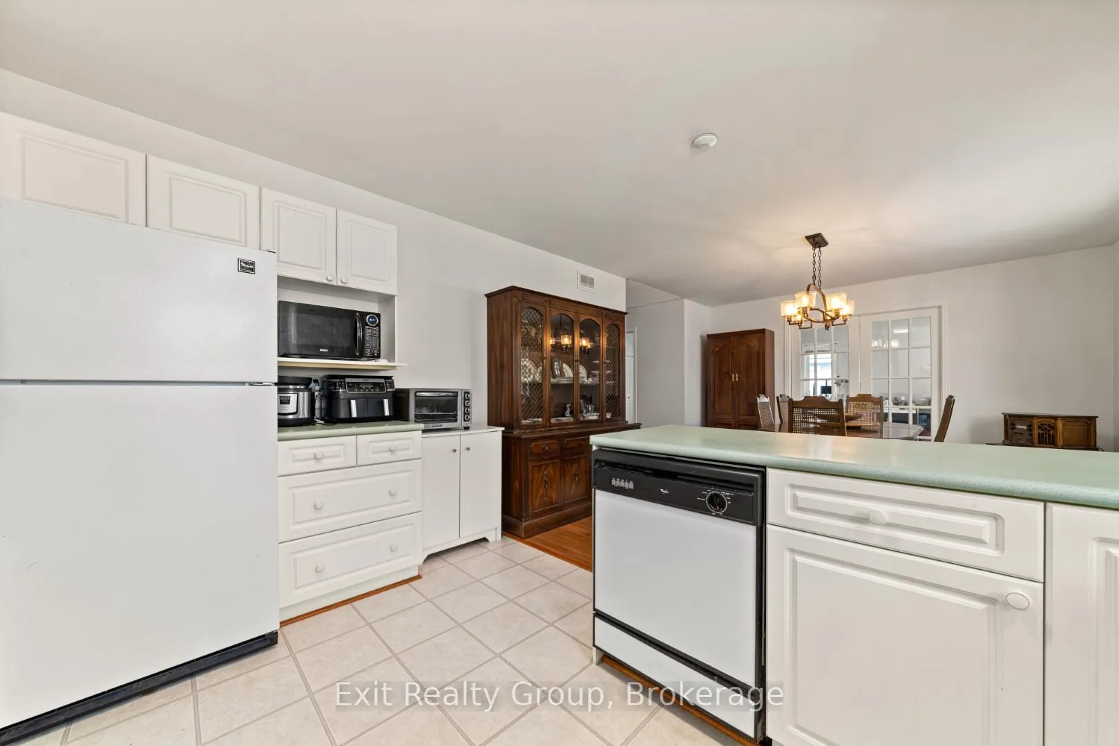 Photo 22 of 7 Cretney Drive, Prince Edward County, Wellington Ward — HOMEH