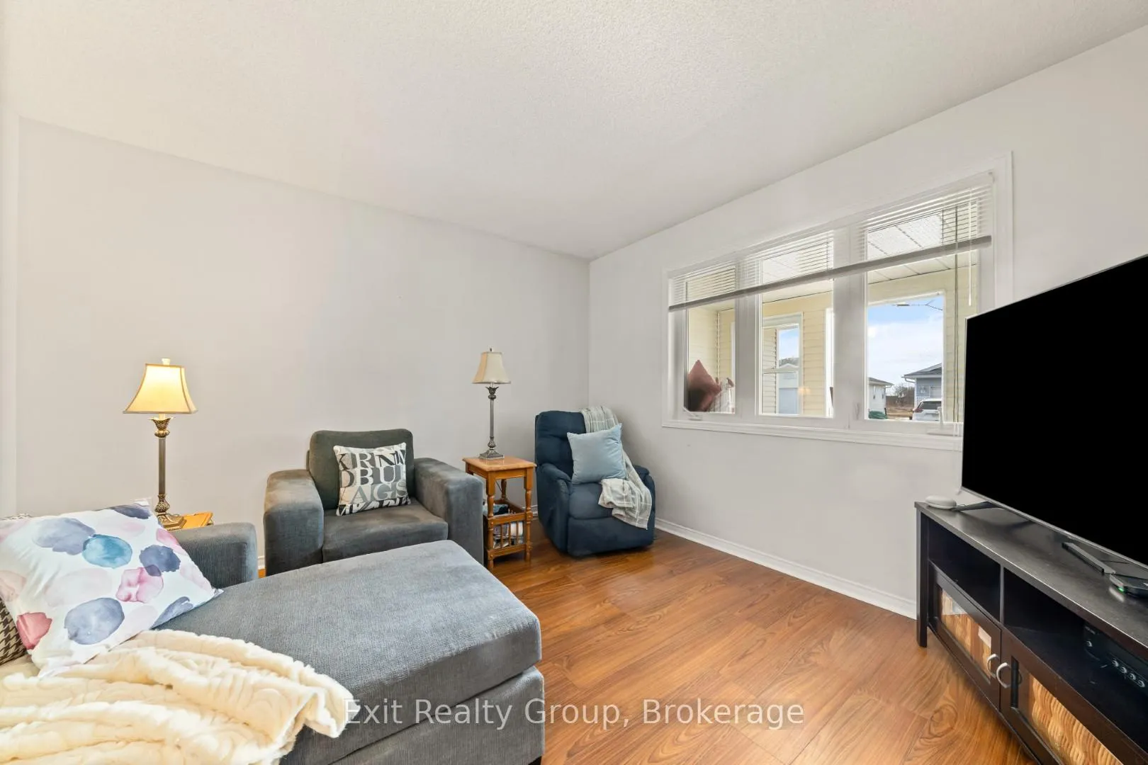 Photo 25 of 7 Cretney Drive, Prince Edward County, Wellington Ward — HOMEH