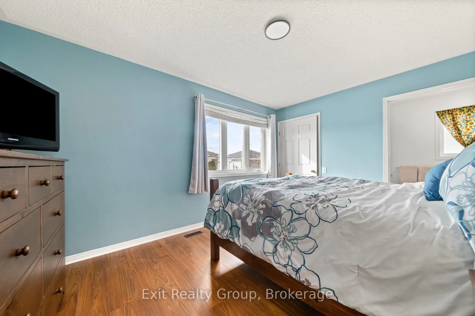 Photo 30 of 7 Cretney Drive, Prince Edward County, Wellington Ward — HOMEH