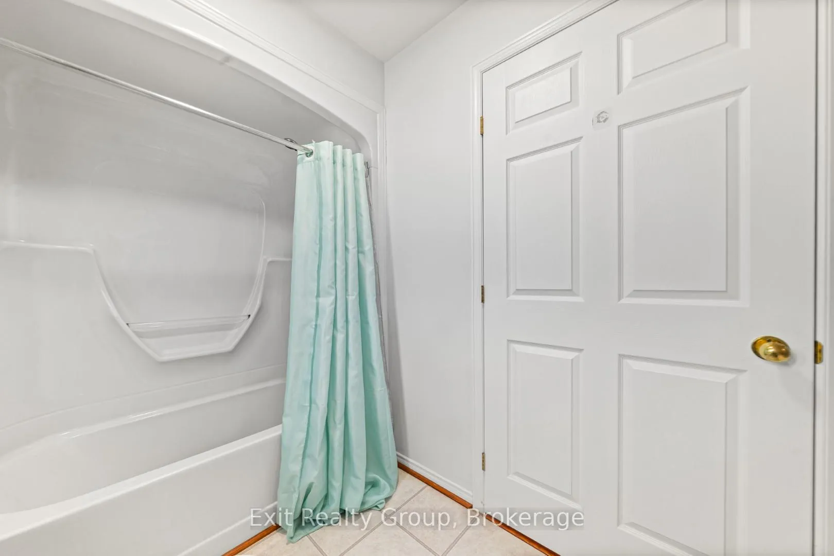 Photo 36 of 7 Cretney Drive, Prince Edward County, Wellington Ward — HOMEH