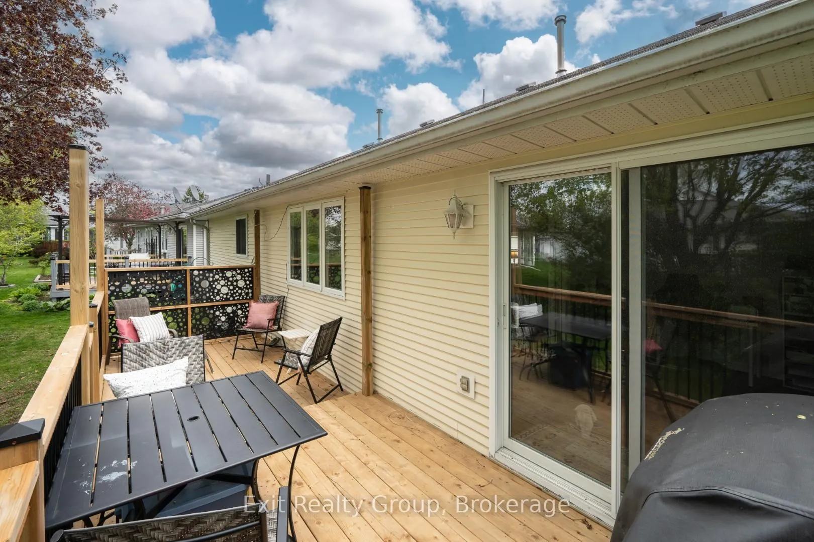 Photo 42 of 7 Cretney Drive, Prince Edward County, Wellington Ward — HOMEH