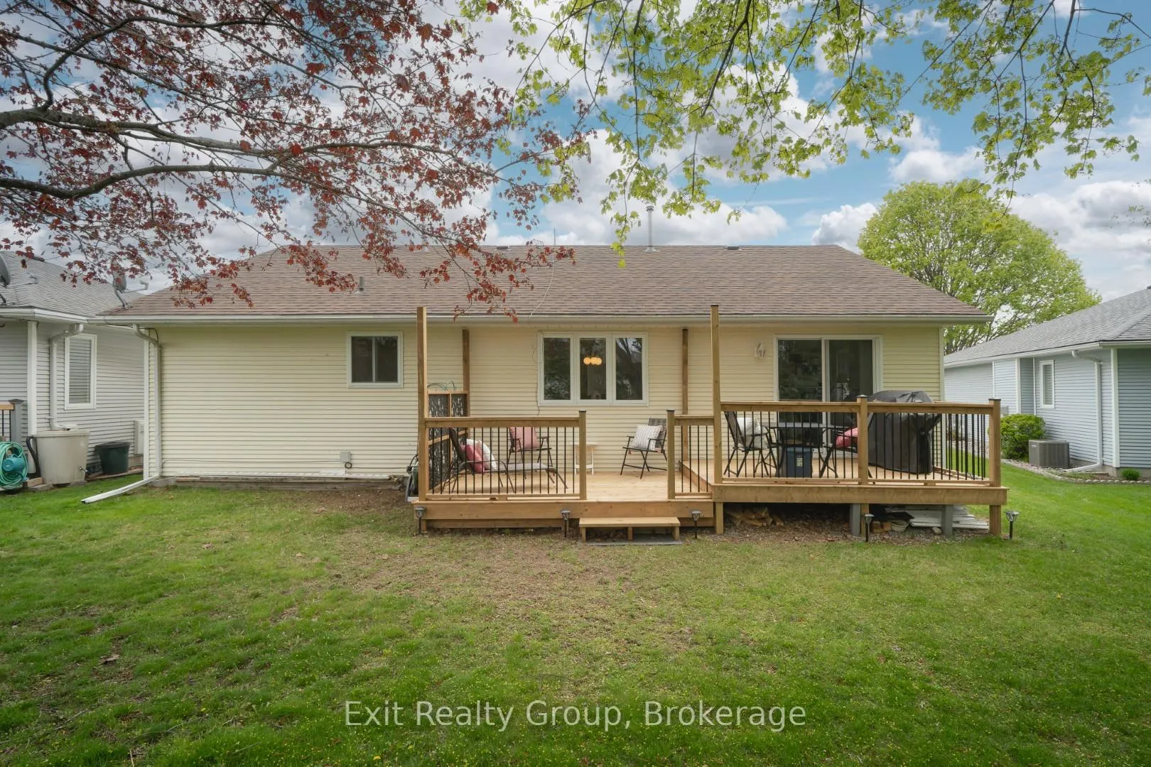 Photo 48 of 7 Cretney Drive, Prince Edward County, Wellington Ward — HOMEH