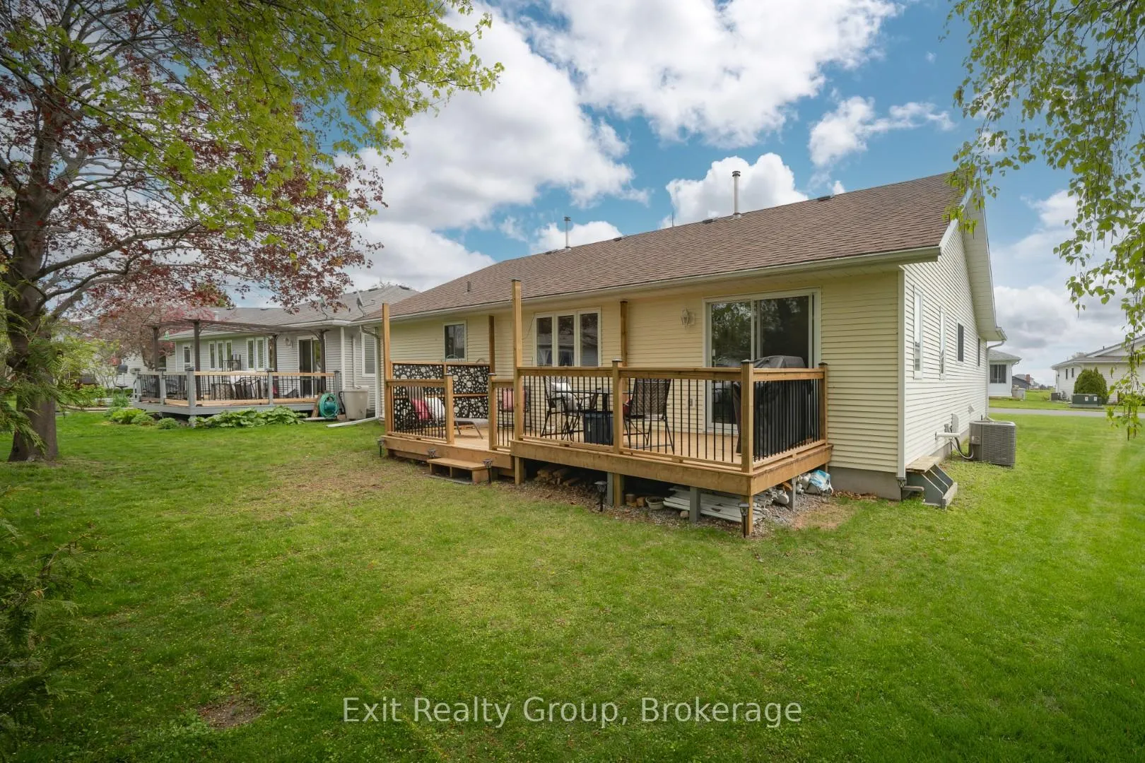 Photo 49 of 7 Cretney Drive, Prince Edward County, Wellington Ward — HOMEH