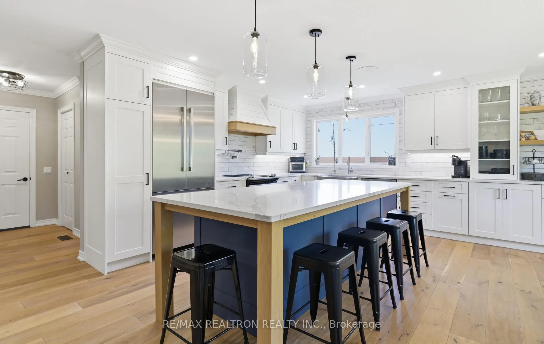 Photo 2 of 5995 Ochonski Road, Clarington, Rural Clarington — HOMEH