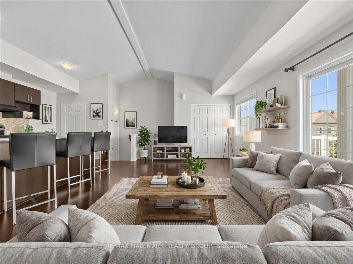 Photo 13 of Unit I, 102 Artesa Private, Ottawa, Kanata - Emerald Meadows/Trailwest — HOMEH