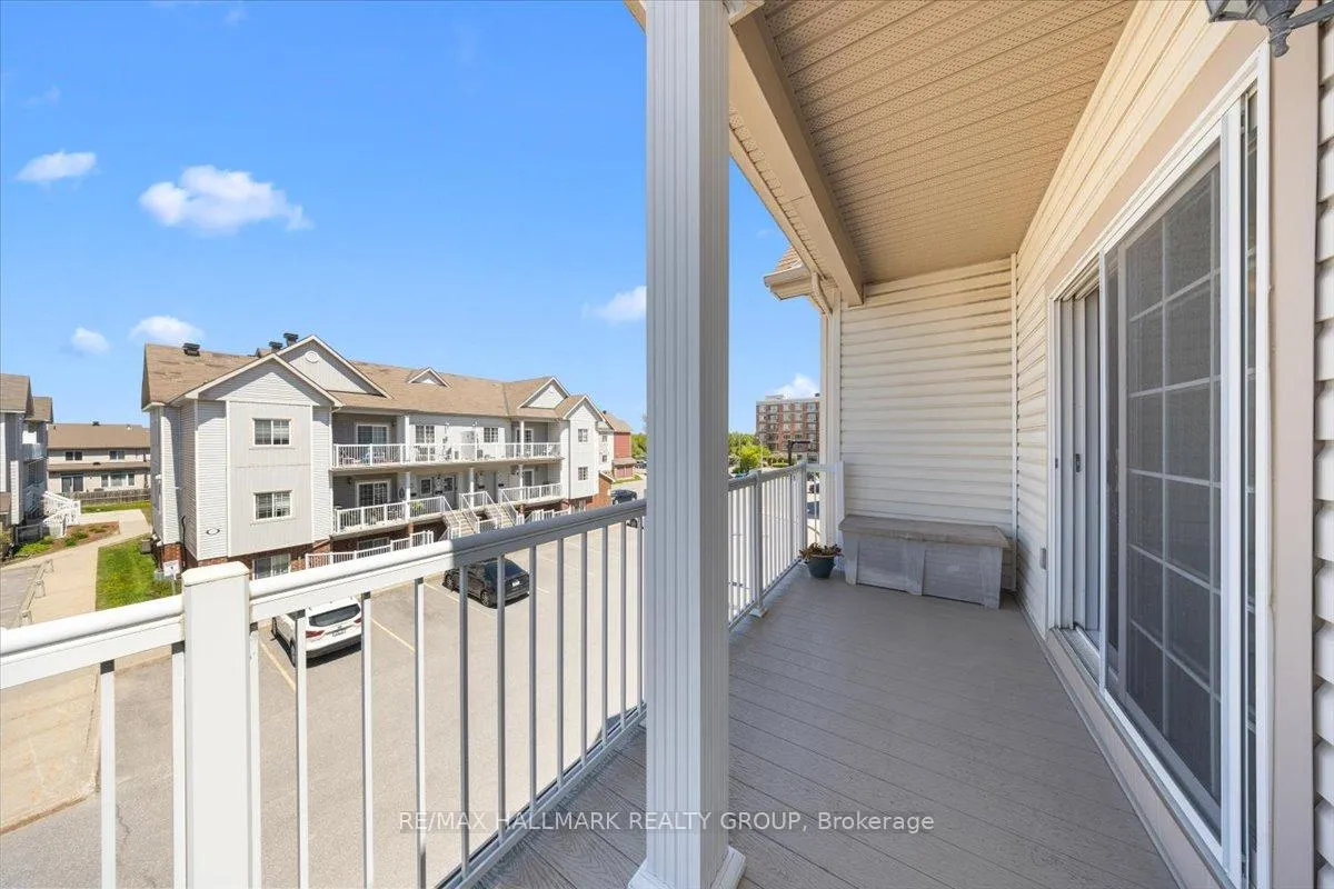 Photo 16 of Unit I, 102 Artesa Private, Ottawa, Kanata - Emerald Meadows/Trailwest — HOMEH